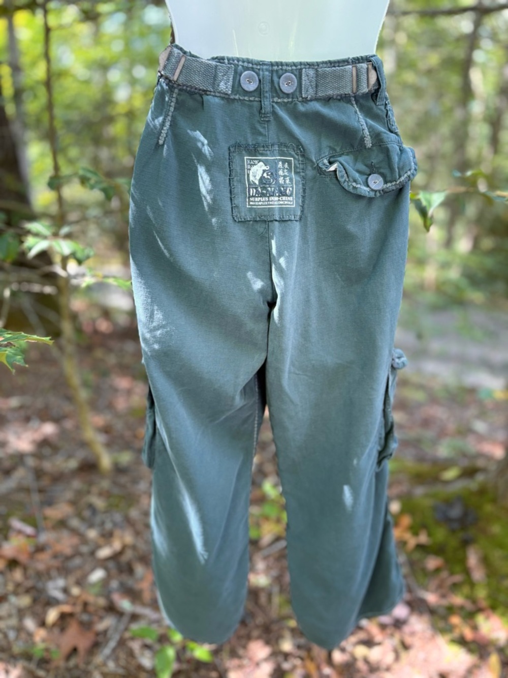 Da-Nang Women's Cargo Capris in Slate Teal - Picture 2 of 9
